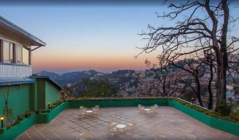 Clarkes Hotel, A Grand Heritage Hotel Since 1898