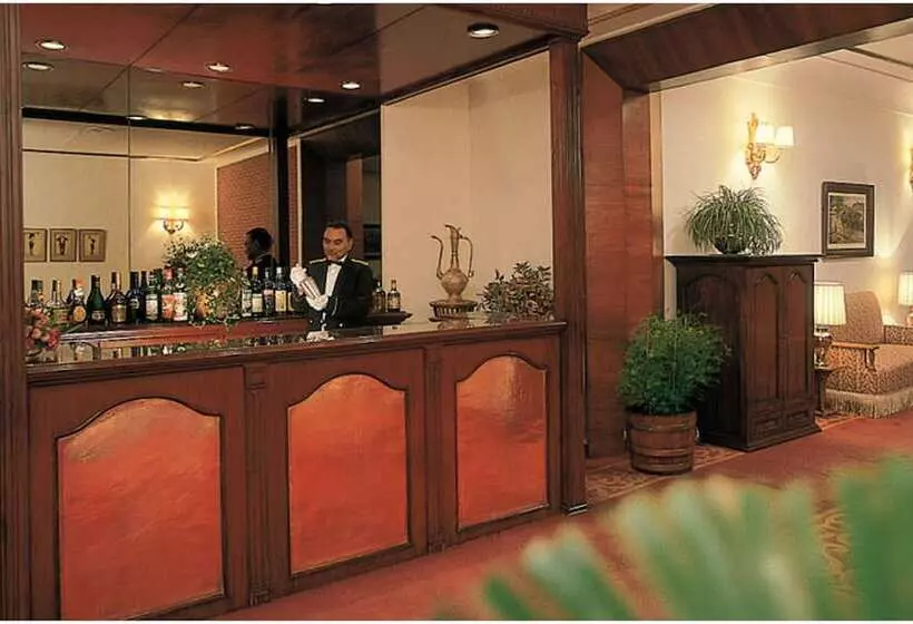 Clarkes Hotel, A Grand Heritage Hotel Since 1898