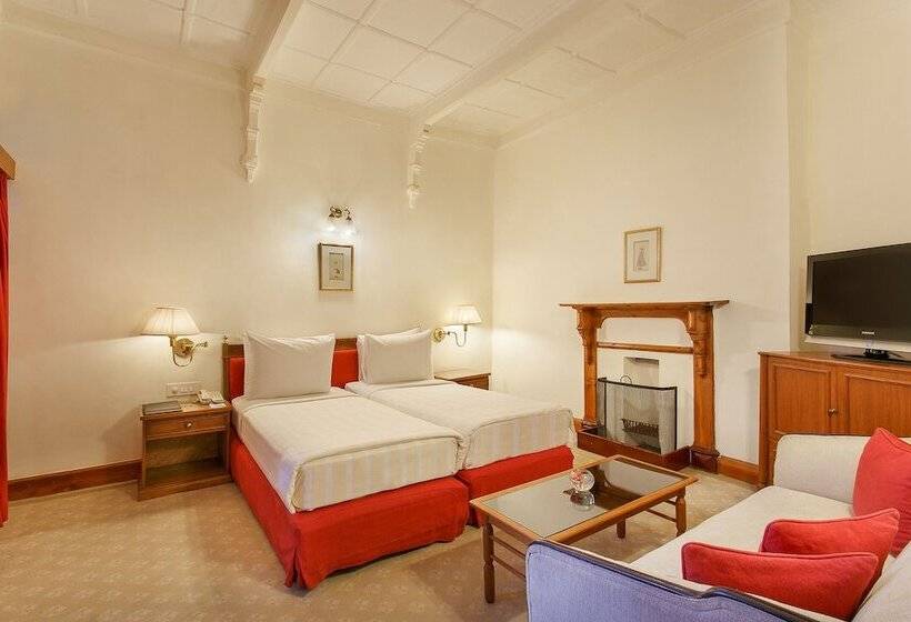 Clarkes Hotel, A Grand Heritage Hotel Since 1898