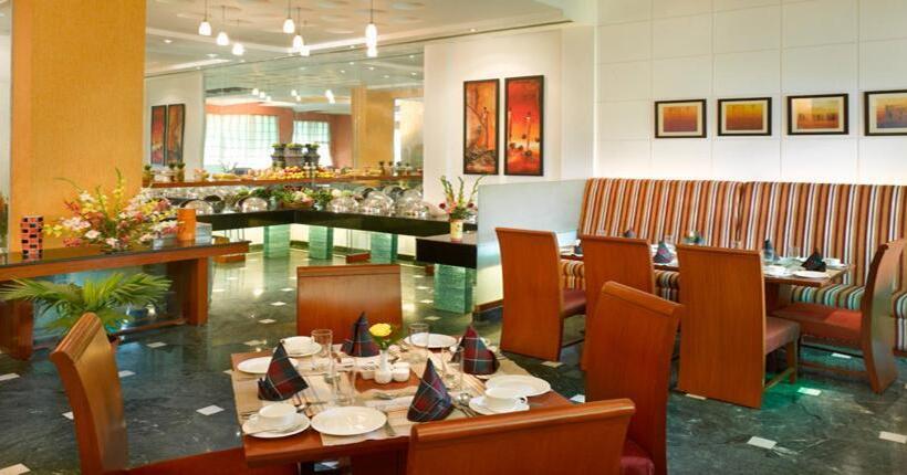 فندق Hindusthan International, Varanasi