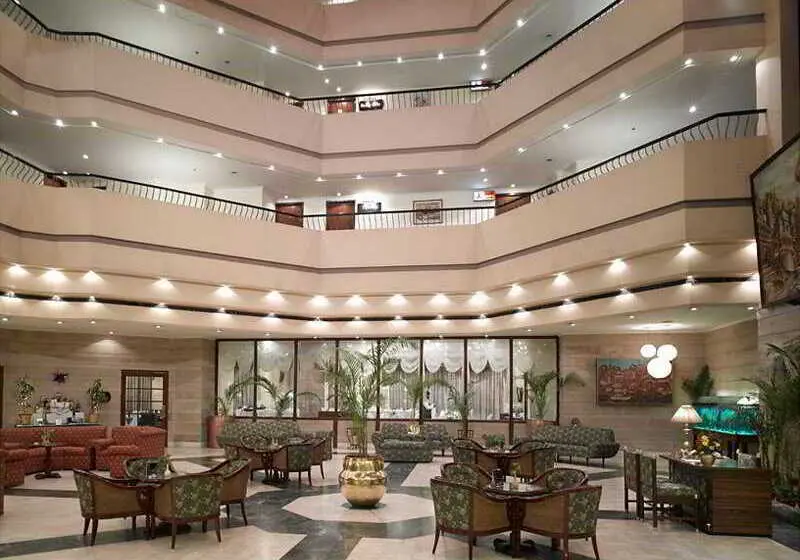 Hotelli Hindusthan International, Varanasi