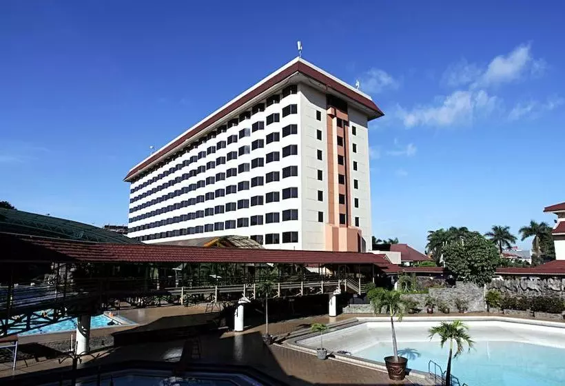 酒店 Horison Ultima Bandung