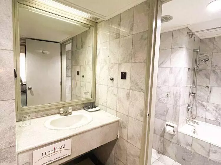 酒店 Horison Ultima Bandung