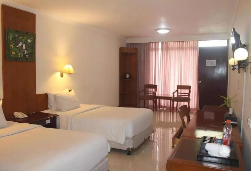 Inna Tretes Hotel & Resort