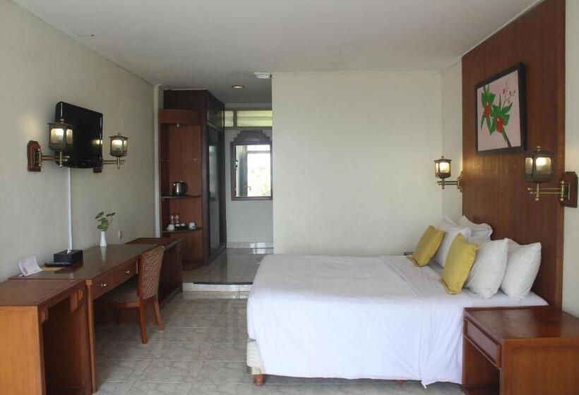 Inna Tretes Hotel & Resort