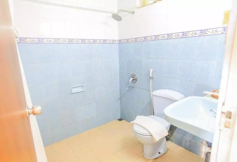 Inna Tretes Hotel & Resort