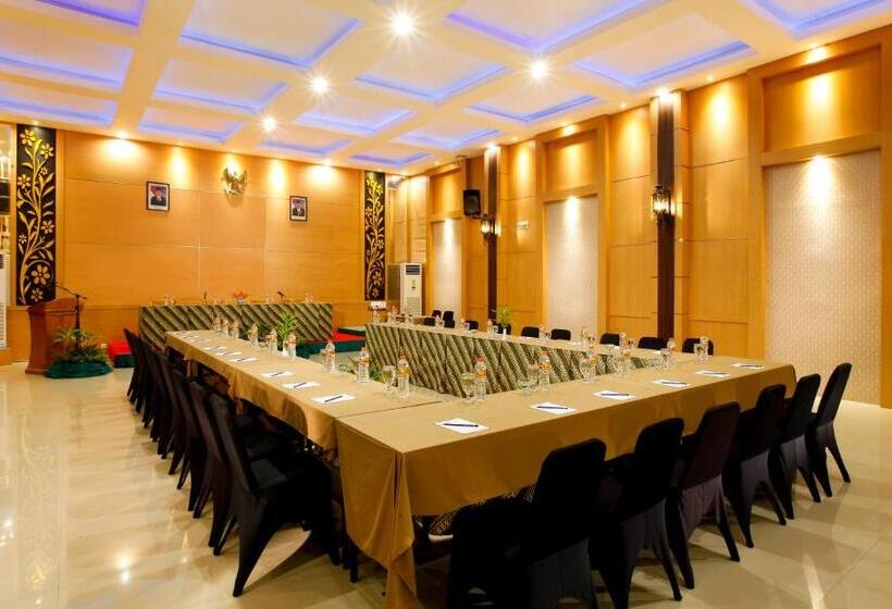 Inna Tretes Hotel & Resort