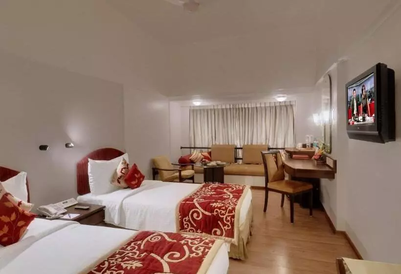 ホテル Kohinoor Continental Airport