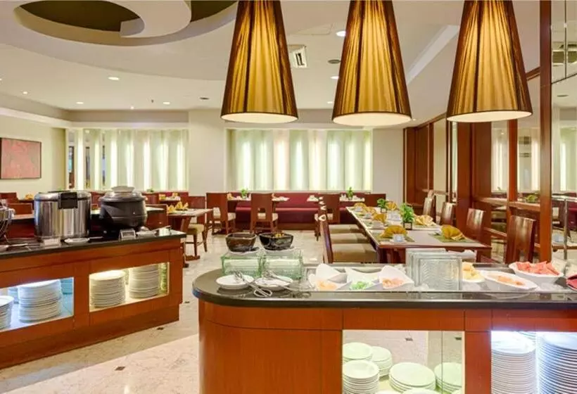 Отель Sahid Surabaya