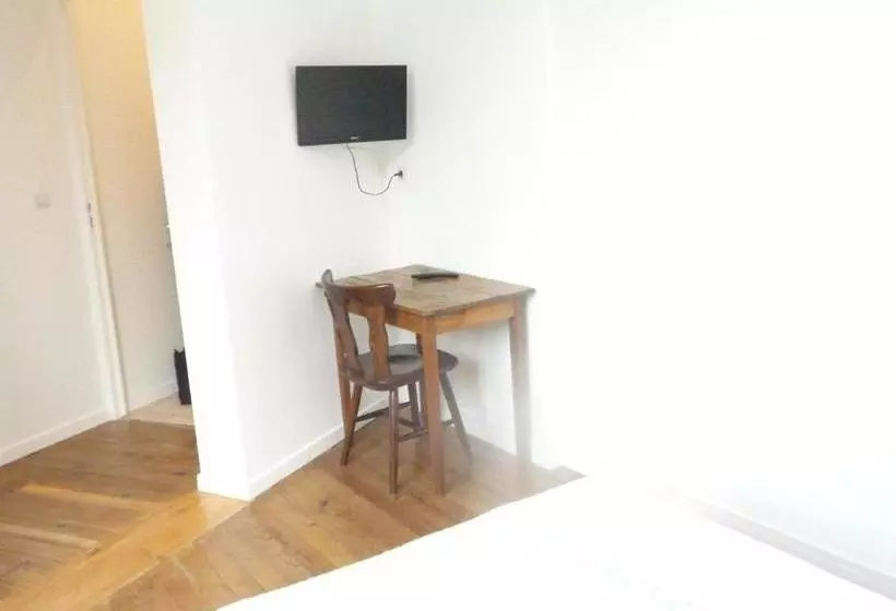 ホテル Hôtel De La Gare