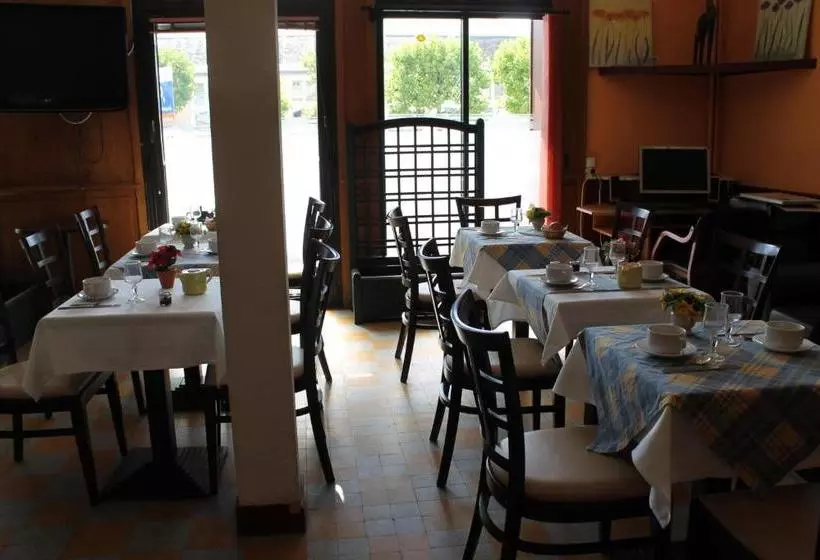 ホテル Hôtel De La Gare