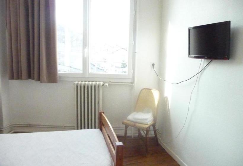 Отель Hôtel De La Gare