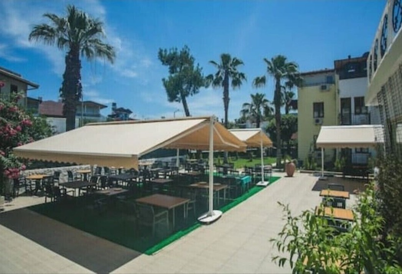 בית מלון כפרי Kemer Star