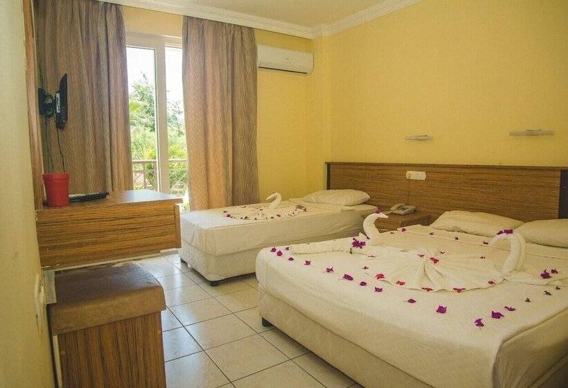 בית מלון כפרי Kemer Star