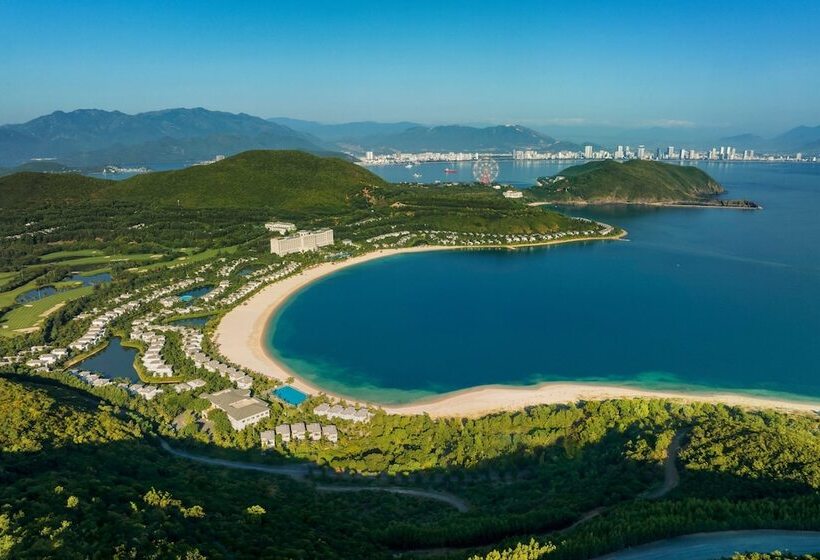هتل Nha Trang Marriott Resort & Spa, Hon Tre Island
