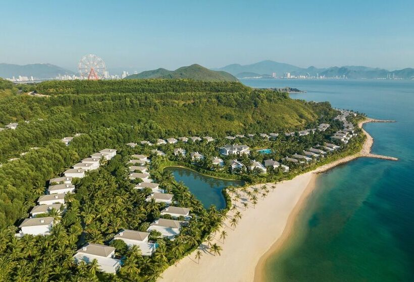 هتل Nha Trang Marriott Resort & Spa, Hon Tre Island