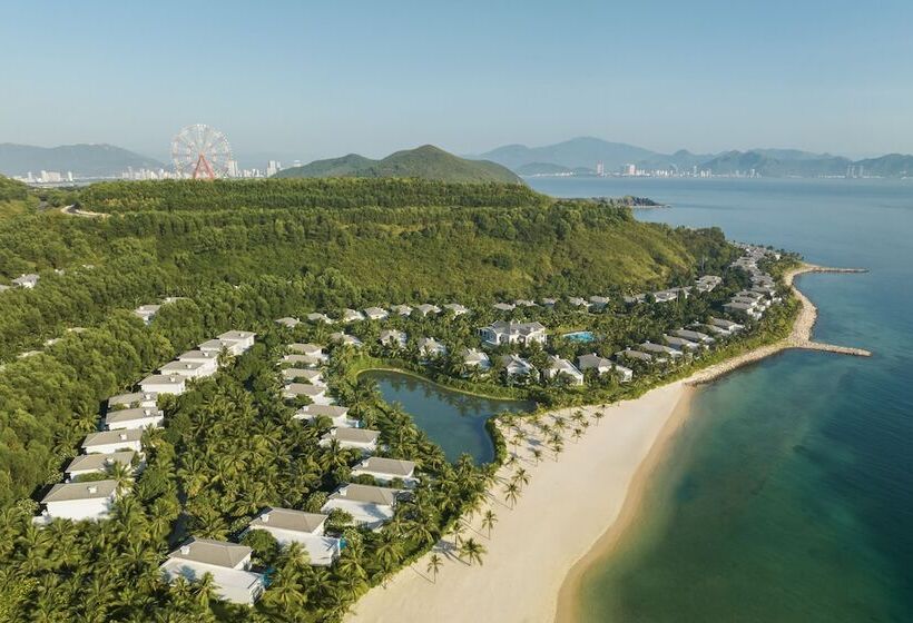 هتل Nha Trang Marriott Resort & Spa, Hon Tre Island