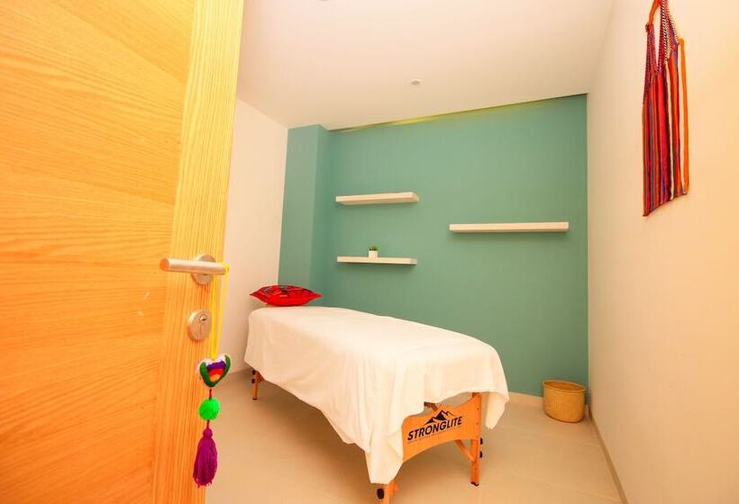 호텔 The Gallery Apartments