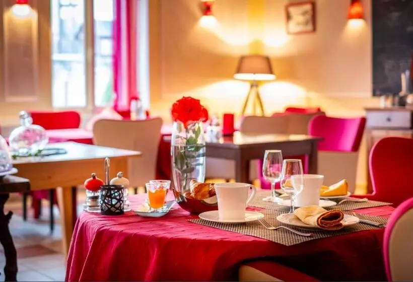 Hotelli Au Coeur De Meaulne