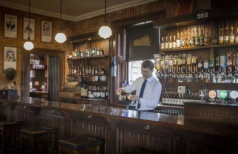 호텔 Clifden Station House