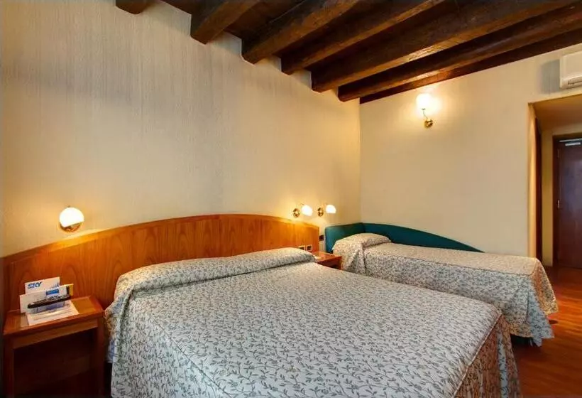 בית מלון כפרי Corot