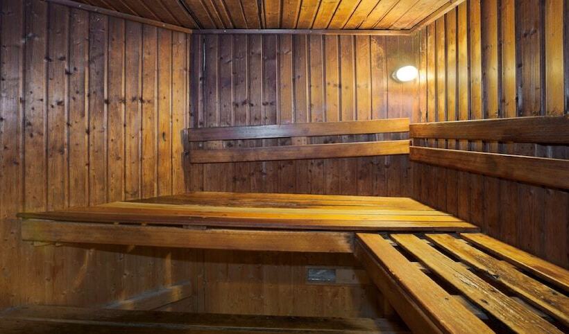 בית מלון כפרי Crowne Plaza Haifa, An Ihg