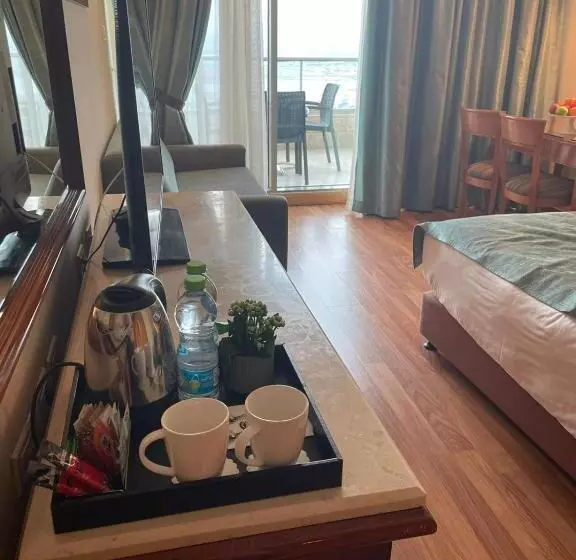 Отель Crowne Plaza Haifa, An Ihg