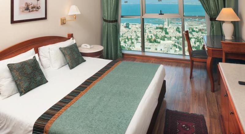 בית מלון כפרי Crowne Plaza Haifa, An Ihg