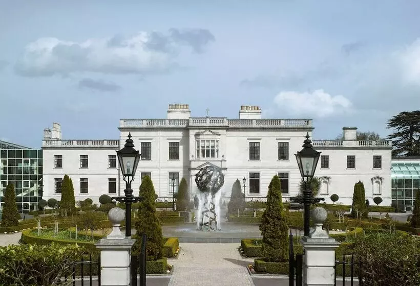 هتل Radisson Blu St. Helens