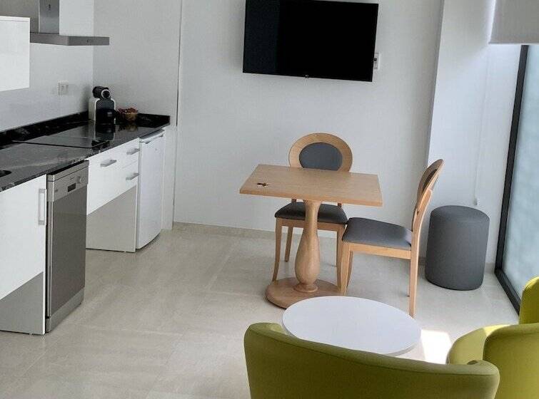 Feelathome Rivero Apartments