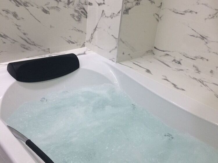 Feelathome Rivero Apartments