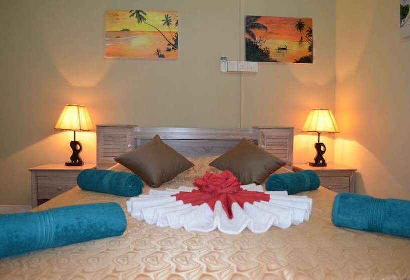 پانسیون Kalaafaanu Retreat