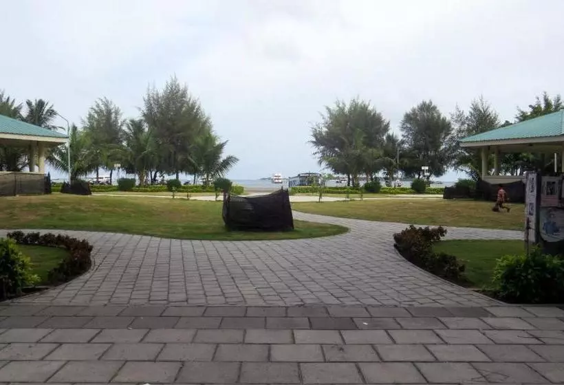 هتل Coral Queen Inn