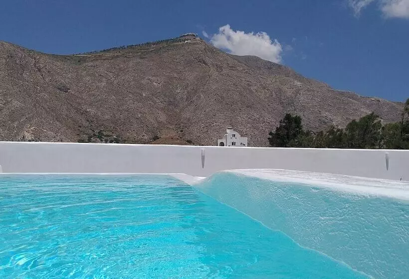 ホテル Filira Suites