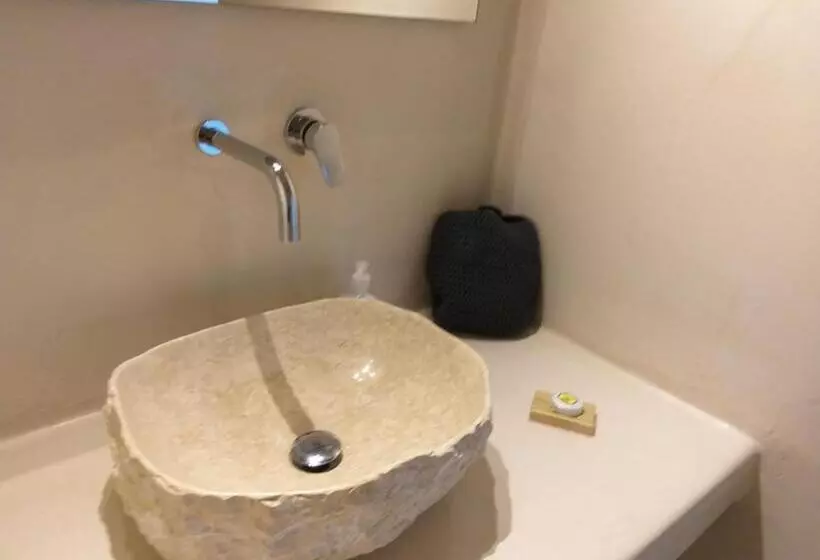 ホテル Filira Suites