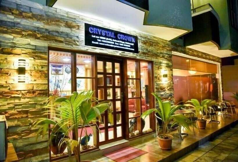 پانسیون Crystal Crown
