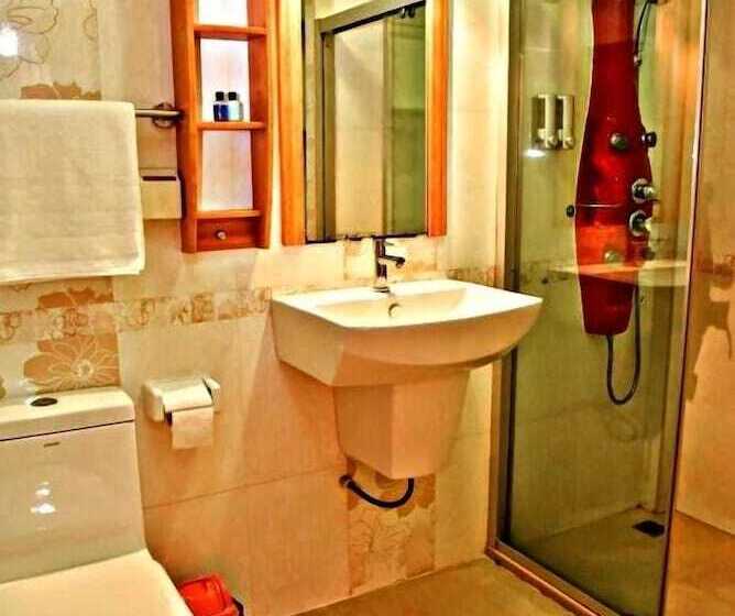 پانسیون Crystal Crown