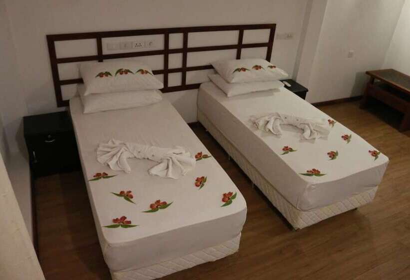 پانسیون Madivaru Kro