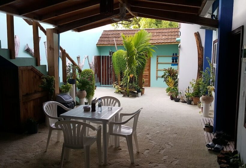 پانسیون Madivaru Kro