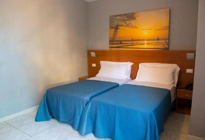 בית מלון כפרי Dei Pini