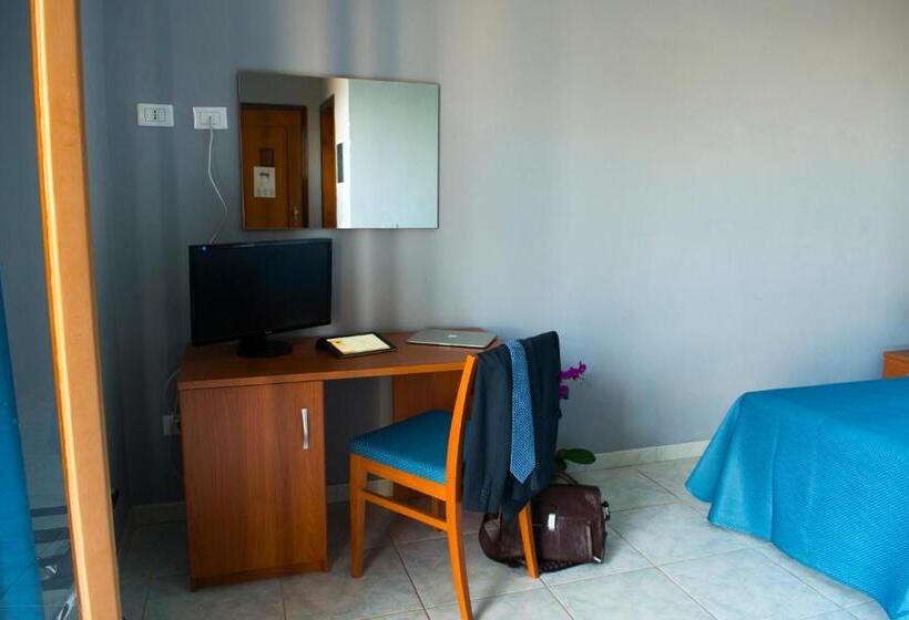 בית מלון כפרי Dei Pini