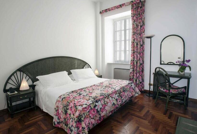 Otel Lord Nelson Camere