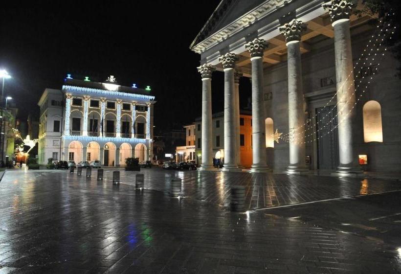 Otel Lord Nelson Camere