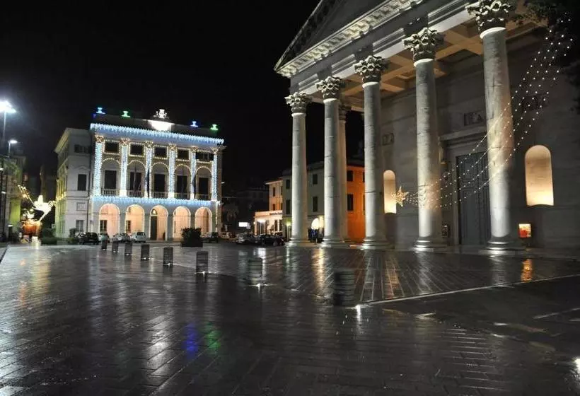 Hotel Lord Nelson Camere