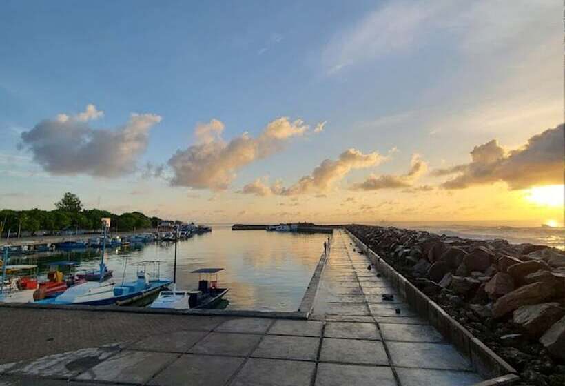 هتل Isle Royal Inn