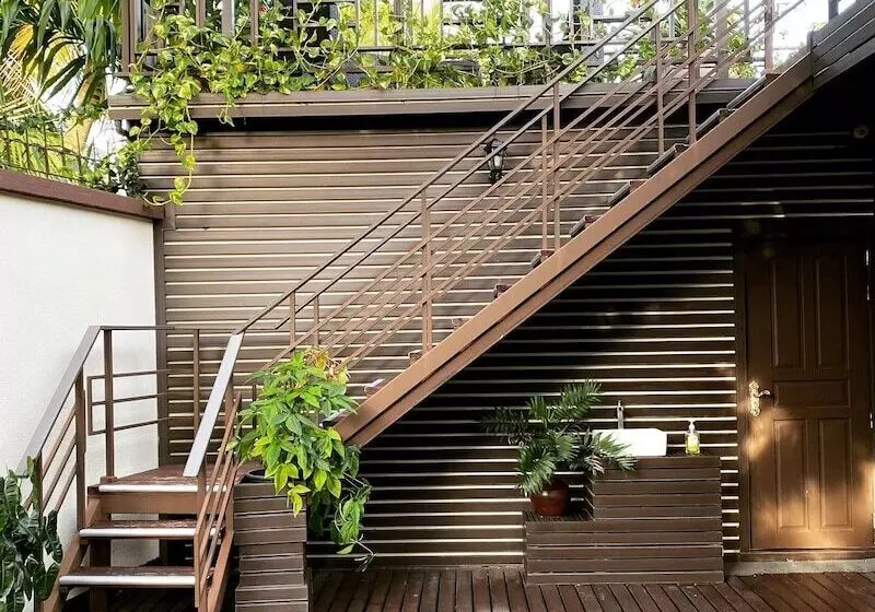 هتل Isle Royal Inn