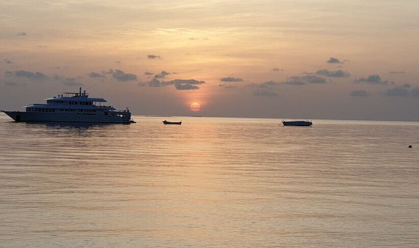 هتل Perla Dhangethi