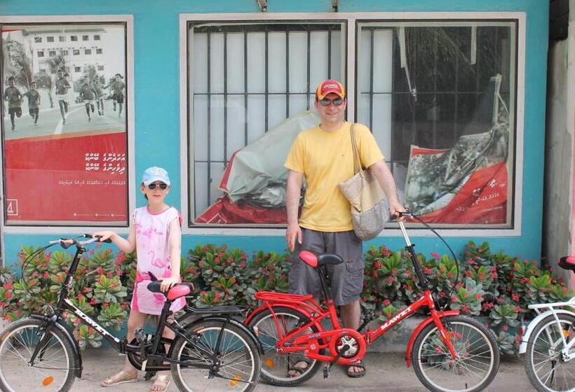 Pensió Evila Inn Thoddoo