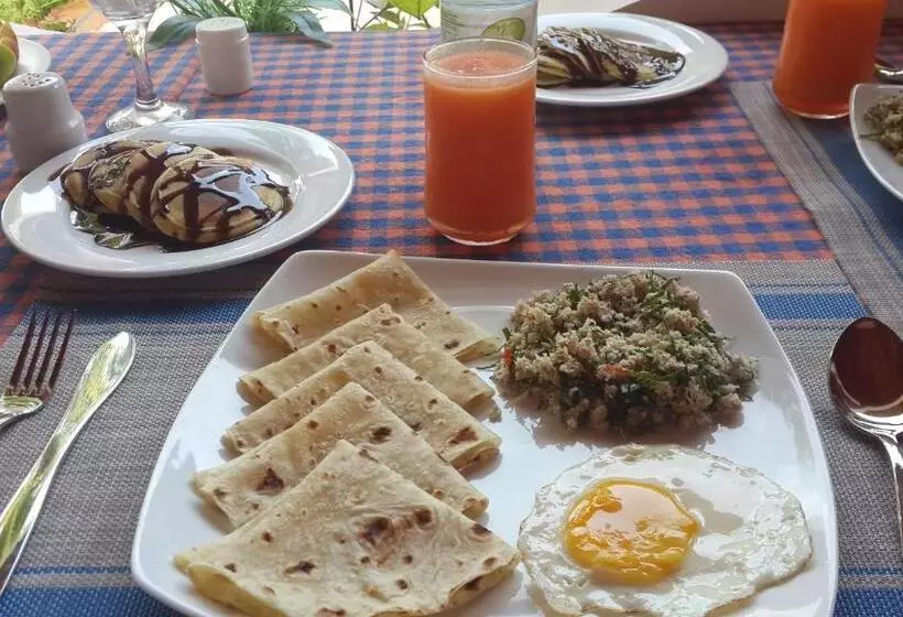 پانسیون Evila Inn   Thoddoo