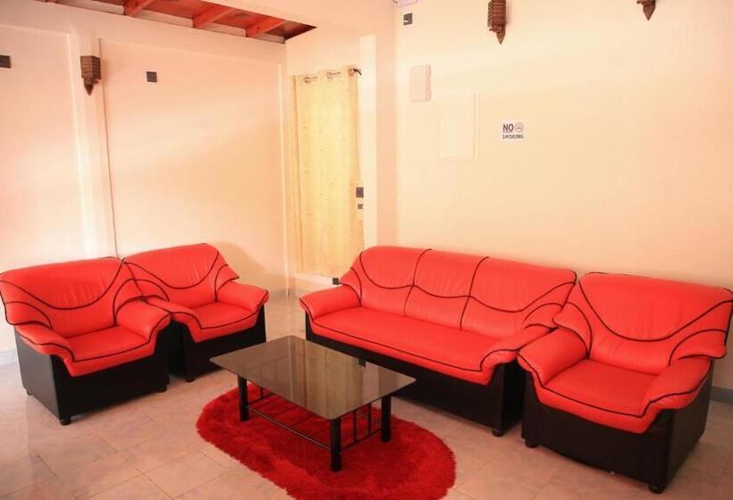 Pensió Evila Inn Thoddoo